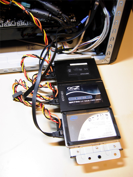 SSD3台装着図